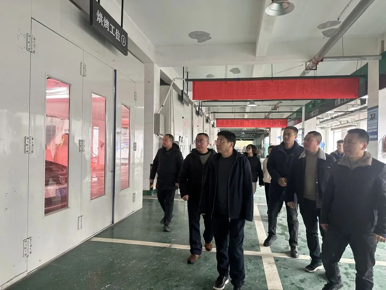 吴辉到公交公司、天弘置业公司召开走访慰问并督导安全生产工作